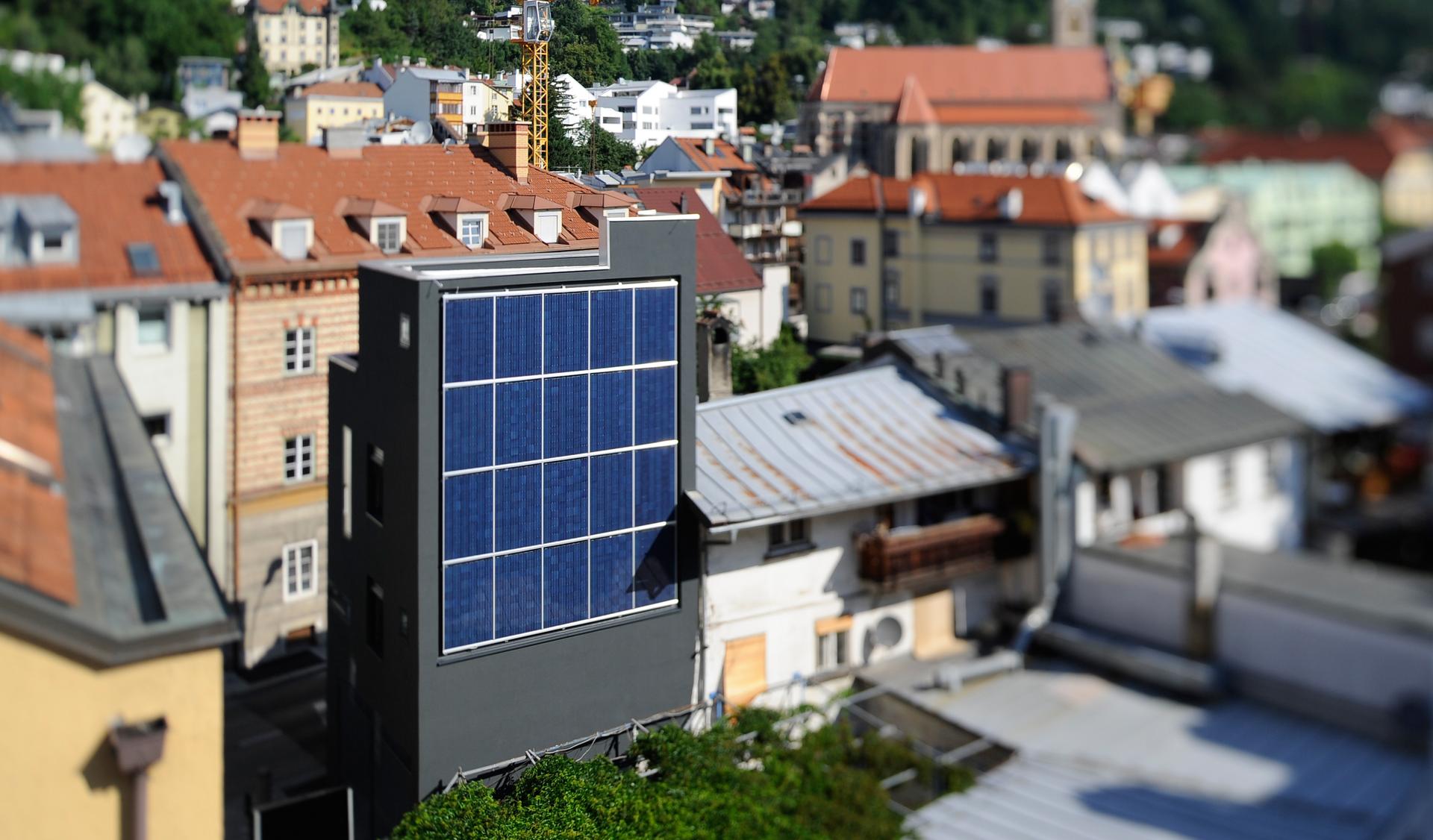 Stadt der Zukunft Nachhaltiges Bauen und Sanieren TIROL 2050